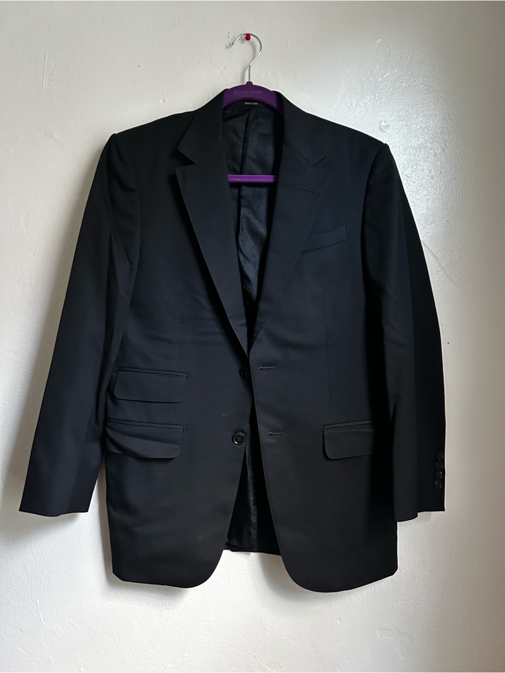 Gucci "Signoria" 100% Wool Men's Suit - Black - IT 44 / US 34 - Flawed / Read